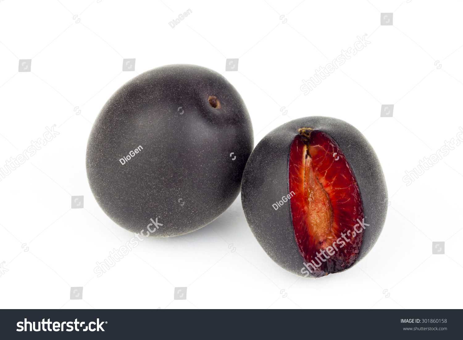 Черный абрикос – что за фрукт?